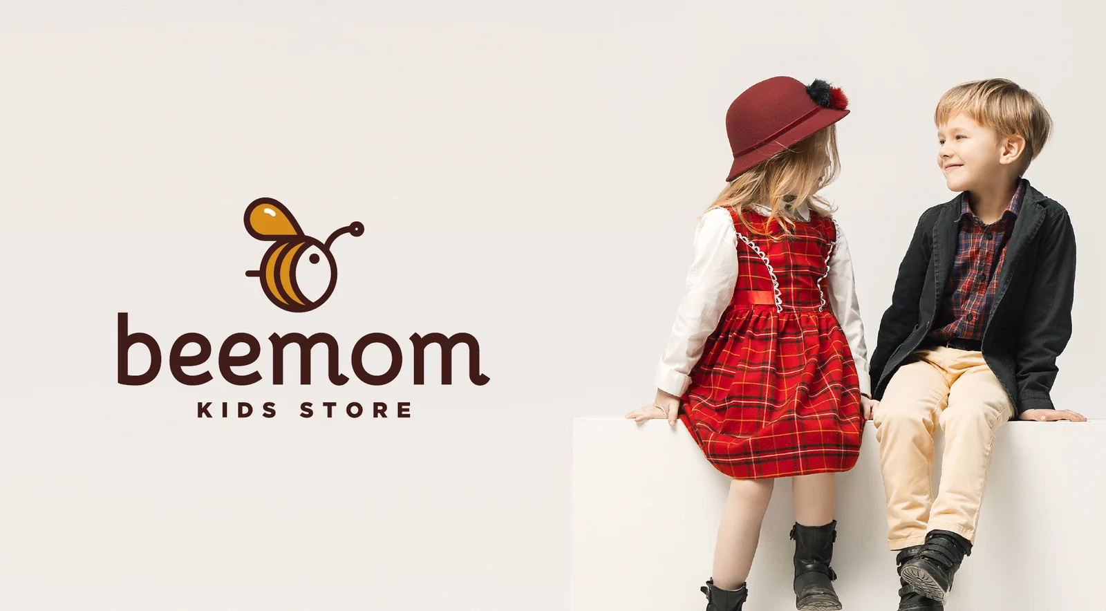 BeeMom Kids Store: logotipo ao lado de foto de crianças